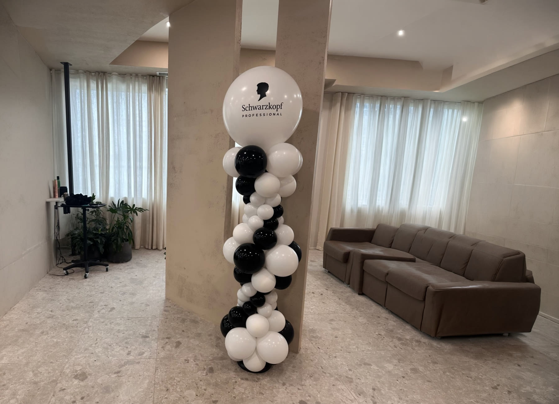 Standing balloon column in Winnipeg