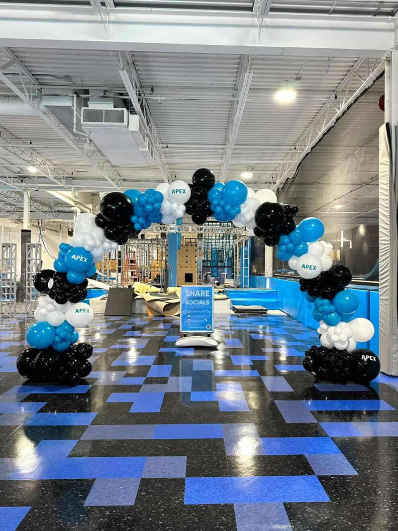 Arches balloon decor by Inflatable Decorations, Winnipeg
